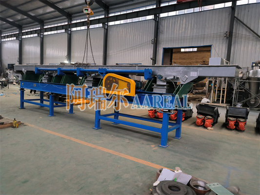 Long Distance 600mm Width Stainless Steel 304 Leaf Spring Eccentric Balanced Vibratory Conveyor cho 25 tấn mỗi giờ vận chuyển muối