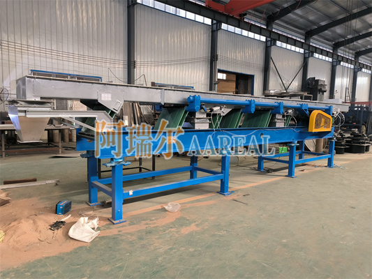 Long Distance 600mm Width Stainless Steel 304 Leaf Spring Eccentric Balanced Vibratory Conveyor cho 25 tấn mỗi giờ vận chuyển muối