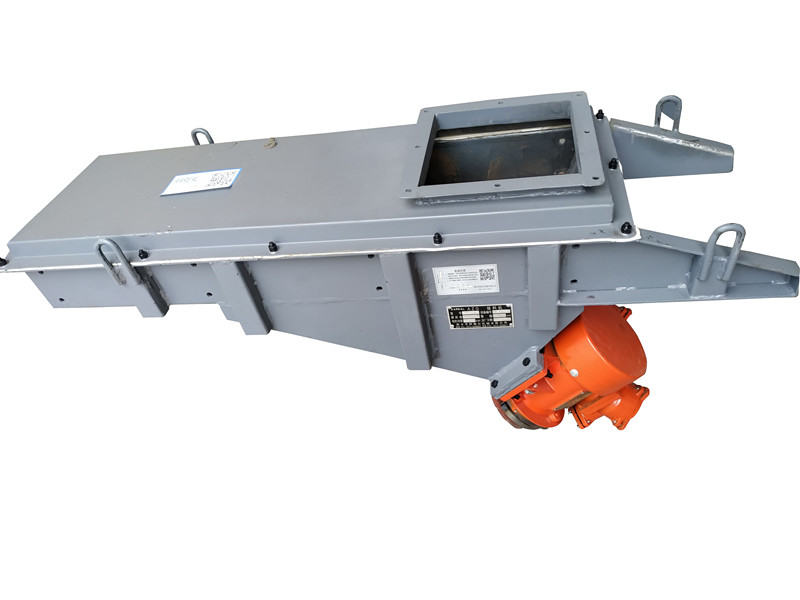 Cài đặt treo hiệu suất cao Động cơ rung động Máy cấp thực đơn cấu trúc nhỏ gọn đơn giản